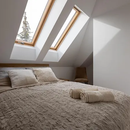 شقة Biale Koszary